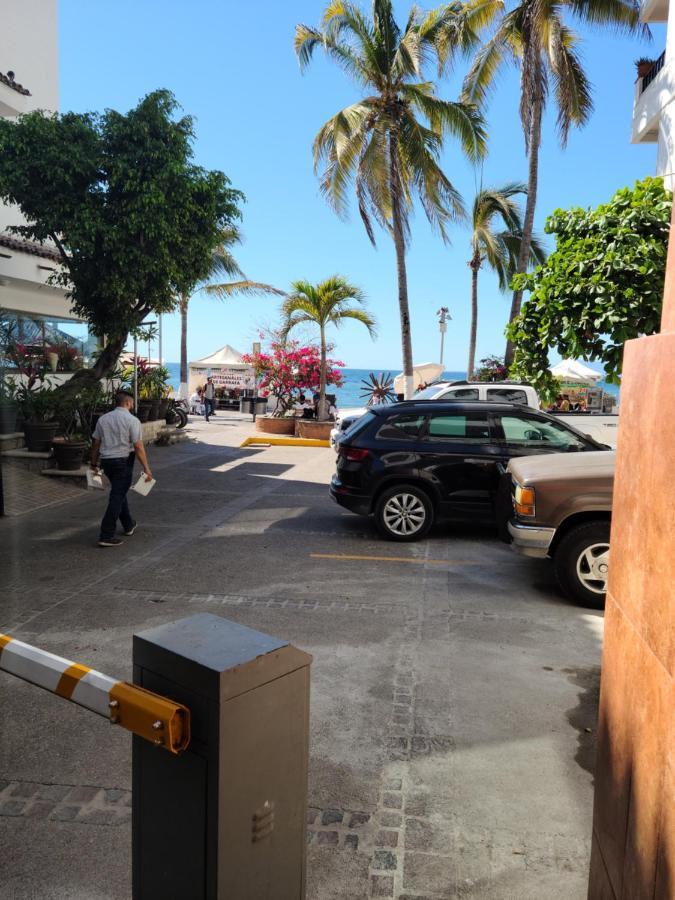 Malecon Uno Pv Libertad 111 Centro 48300 Puerto Vallarta Jal 외부 사진